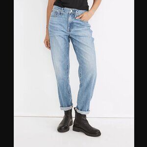 Madewell Slouchy Boyjean size 28 in Riverspring Wash